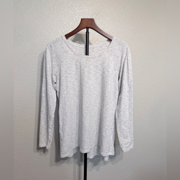 Lululemon 'Emerald' Long Sleeve Workout Shirt in 3 Color Space Dye - Picture 3 of 9